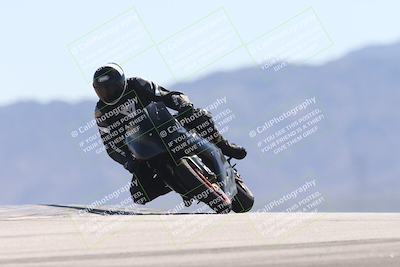 media/Oct-13-2025-Moto Forza (Mon) [[a66d839500]]/3-B Group/Session 4 (Turn 9)/